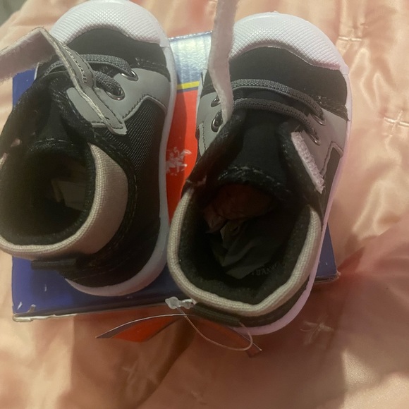 Infant Boys Polo Sneakers - Picture 8 of 11
